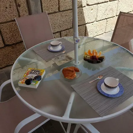 La Reina Holiday home Cho